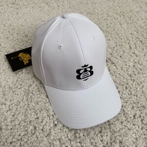 White cap with adjustable back